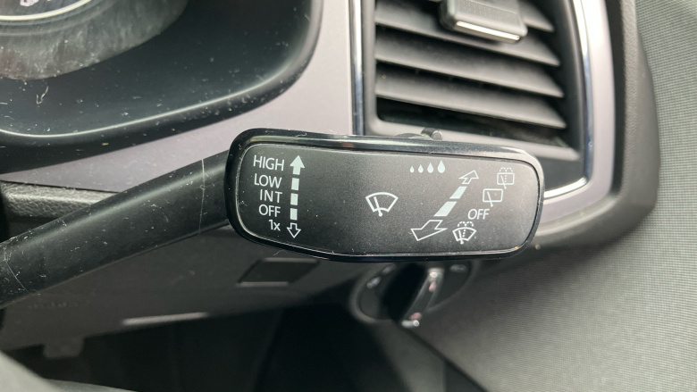 SEAT Leon 1.2 TSI SE Dynamic Technology 5dr Petrol Hatchback